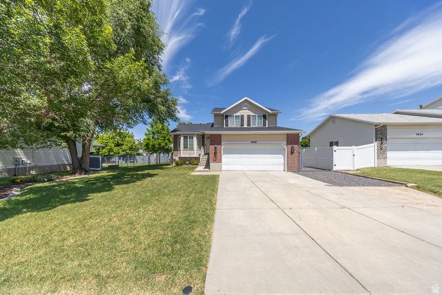 2626 W 3900 S, Roy, UT 84067