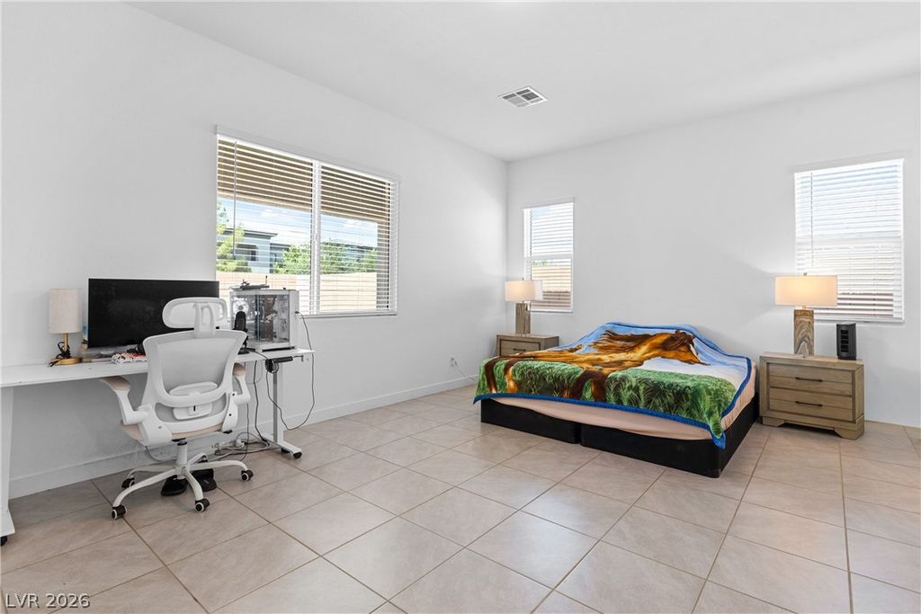 10205 Tumbaga Street, Las Vegas, NV 89183 — photo 4
