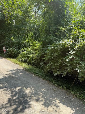 2961 Opal Street, Indianapolis, IN 46268