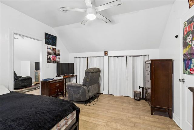 1814 N Sawyer Avenue, Chicago, IL 60647
