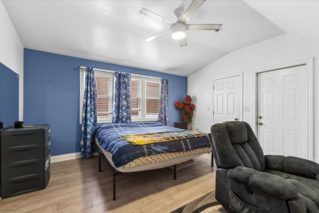 1814 N Sawyer Avenue, Chicago, IL 60647