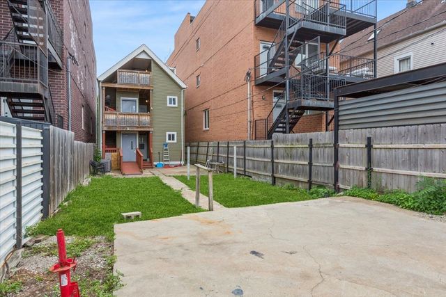 1814 N Sawyer Avenue, Chicago, IL 60647