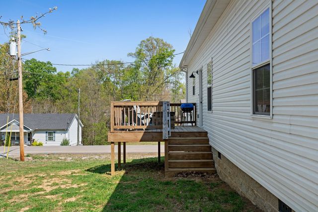 391 Elm Ave, Lewisburg, TN 37091