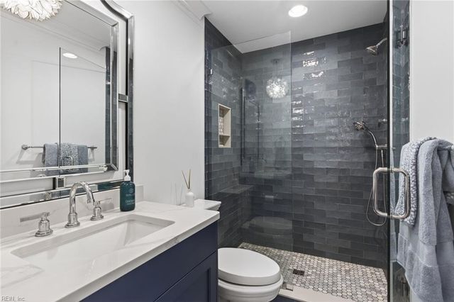 1902 Crestview LNDG, Virginia Beach, VA 23454