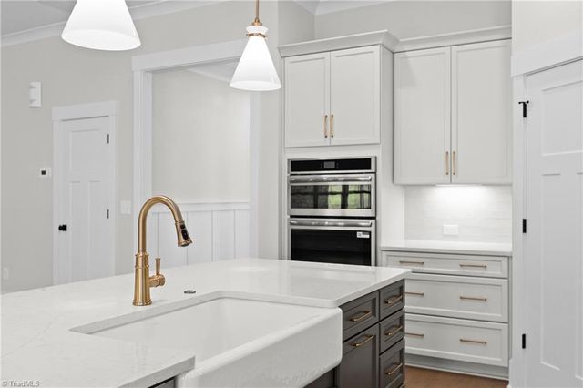 175 Green Forest Court, Winston-salem, NC 27107