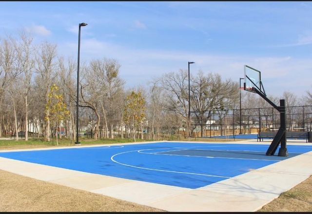 106 Hornet ST, Elgin, TX 78621