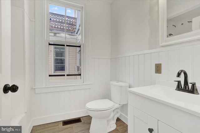 316 E KING ST, York, PA 17403