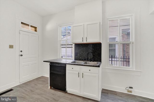 316 E KING ST, York, PA 17403