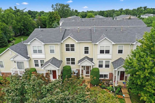 304 Holiday Lane, Hainesville, IL 60073