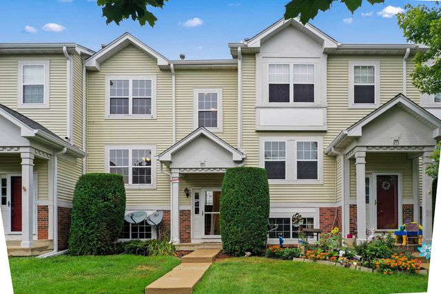 304 Holiday Lane, Hainesville, IL 60073
