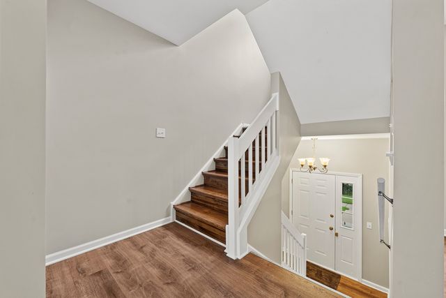304 Holiday Lane, Hainesville, IL 60073