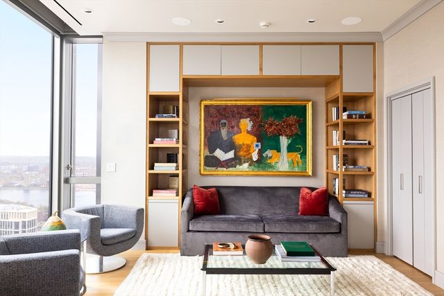 1 Dalton St 4804, Boston, MA 02199