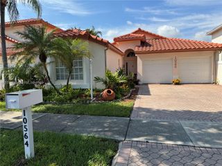 10564 NW 57th Street, Doral, FL 33178