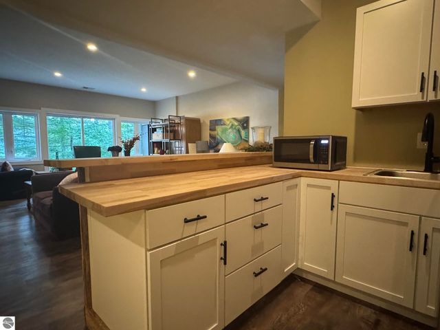 3214 Tibbets Drive, Traverse City, MI 49696