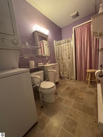 3214 Tibbets Drive, Traverse City, MI 49696