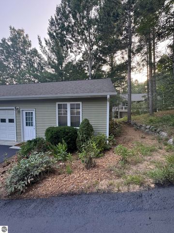 3214 Tibbets Drive, Traverse City, MI 49696