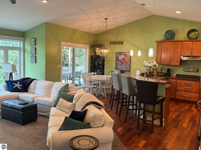 3214 Tibbets Drive, Traverse City, MI 49696