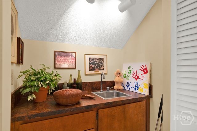 5 Savy Lane, Savannah, GA 31411