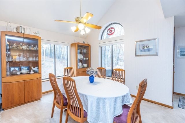 81 Clement Ct 81, Haverhill, MA 01830