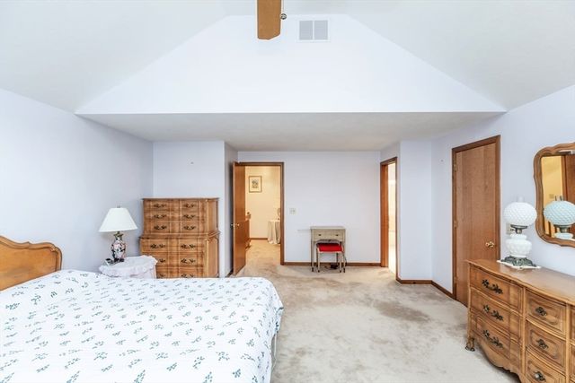 81 Clement Ct 81, Haverhill, MA 01830