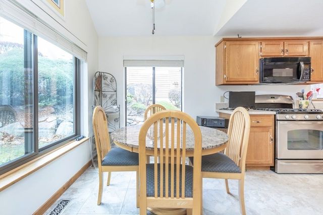 81 Clement Ct 81, Haverhill, MA 01830