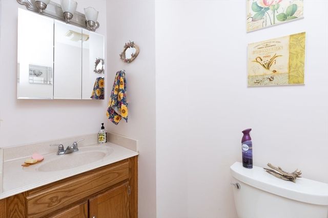 81 Clement Ct 81, Haverhill, MA 01830