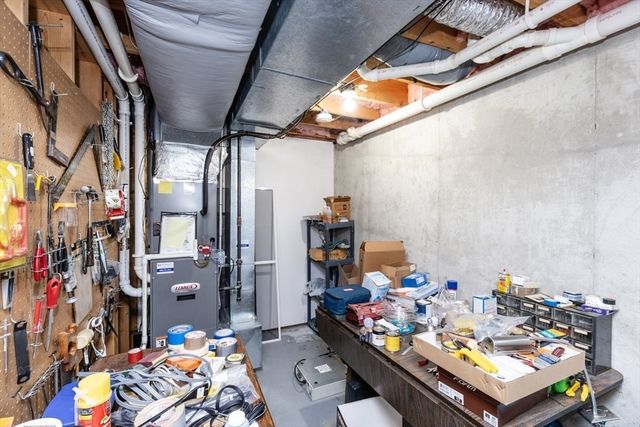 81 Clement Ct 81, Haverhill, MA 01830