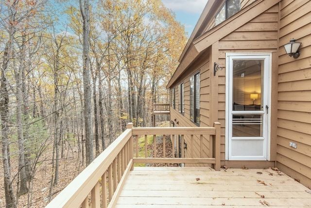 81 Clement Ct 81, Haverhill, MA 01830