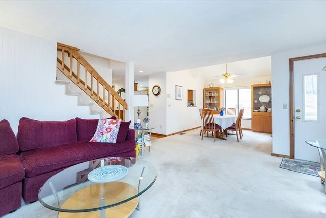 81 Clement Ct 81, Haverhill, MA 01830