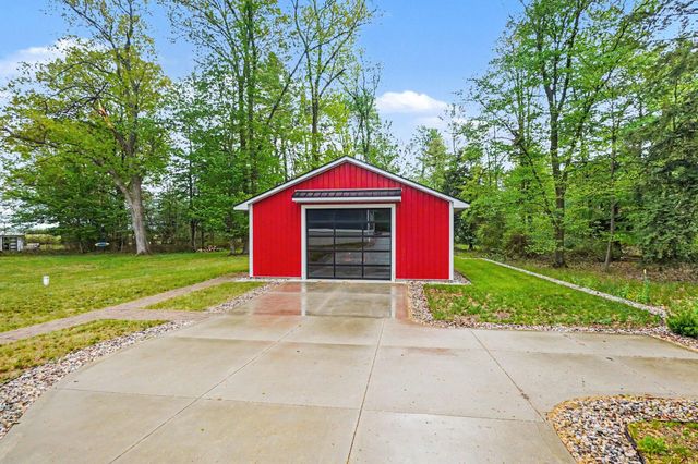 13298 Rich Street, Grand Haven, MI 49417