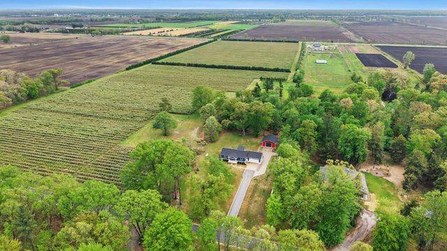13298 Rich Street, Grand Haven, MI 49417