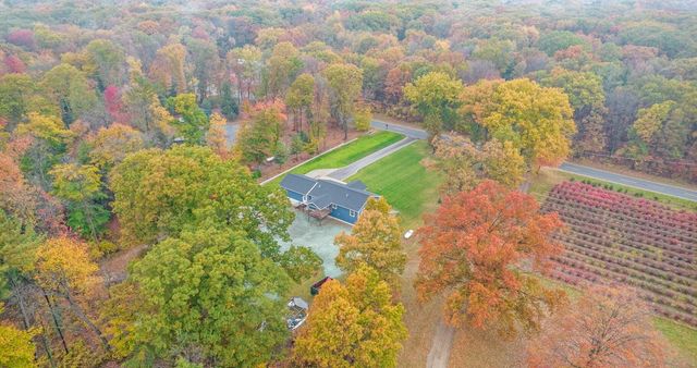 13298 Rich Street, Grand Haven, MI 49417