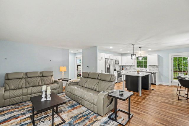 13298 Rich Street, Grand Haven, MI 49417