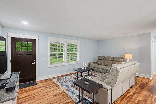 13298 Rich Street, Grand Haven, MI 49417
