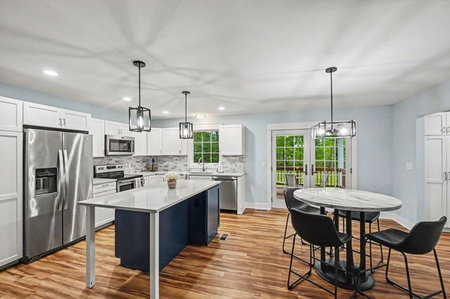 13298 Rich Street, Grand Haven, MI 49417