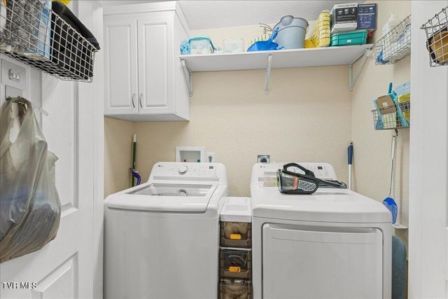 225 Mary Lamons Road, Afton, TN 37616