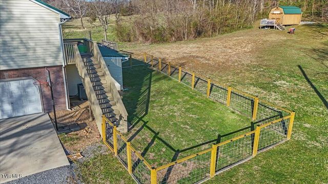 225 Mary Lamons Road, Afton, TN 37616