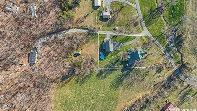225 Mary Lamons Road, Afton, TN 37616