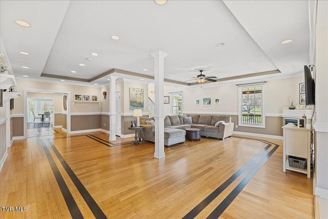 225 Mary Lamons Road, Afton, TN 37616