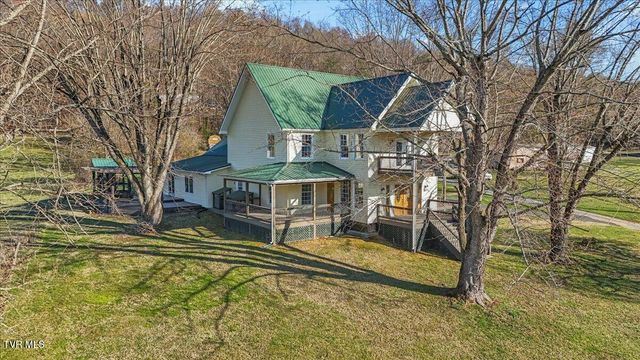 225 Mary Lamons Road, Afton, TN 37616