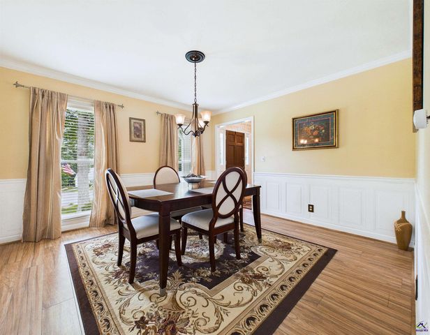 125 Rivoli Oaks Circle, Macon, GA 31210