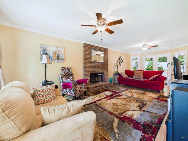 125 Rivoli Oaks Circle, Macon, GA 31210
