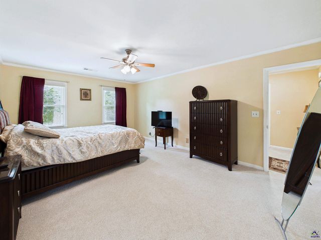 125 Rivoli Oaks Circle, Macon, GA 31210