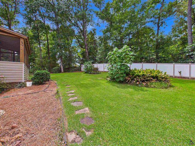 125 Rivoli Oaks Circle, Macon, GA 31210