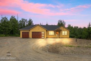 8118 W Aurora Heights Loop, Wasilla, AK 99623