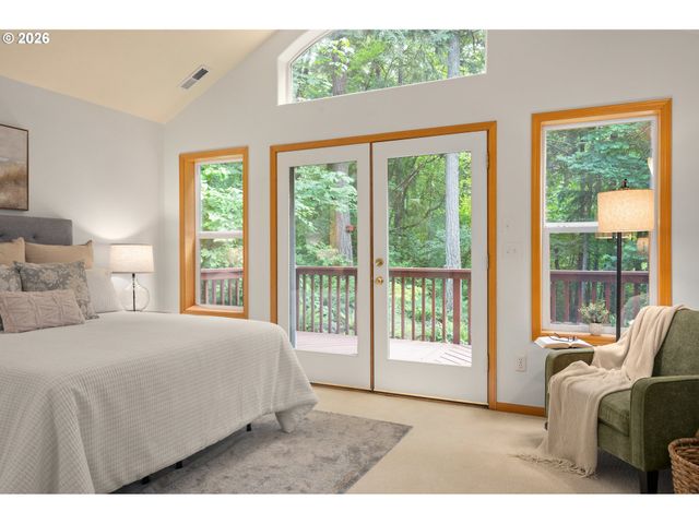 3078 HENDRICKS HILL Dr, Eugene, OR 97403
