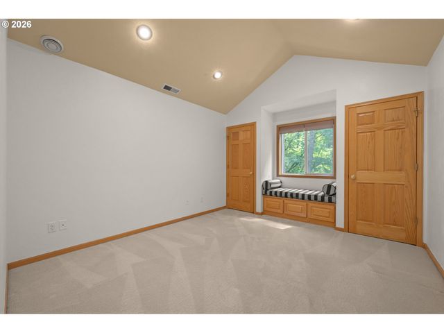 3078 HENDRICKS HILL Dr, Eugene, OR 97403