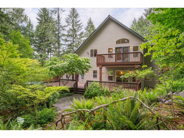 3078 HENDRICKS HILL Dr, Eugene, OR 97403
