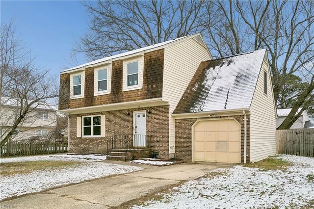 18 Belinda DR, Newport News, VA 23601