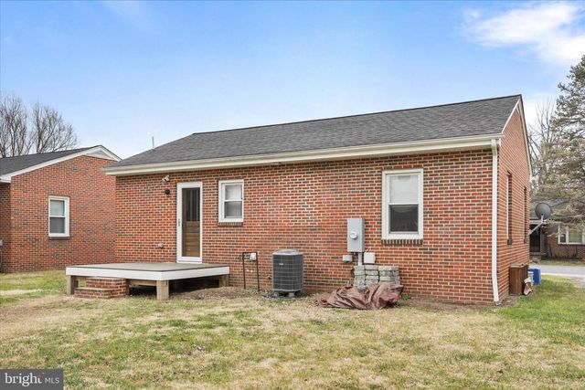 149 BROWN ST, Strasburg, VA 22657